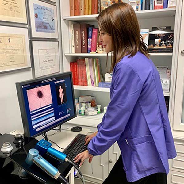 MOUSATOU VASILIKI MD, PHD: Φωτογραφίες & Βίντεο