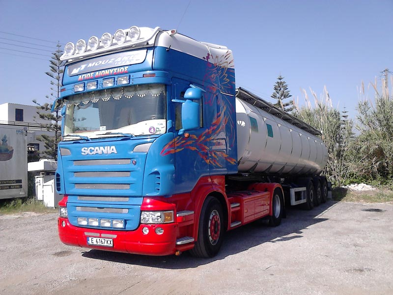 Transport of liquid fuel