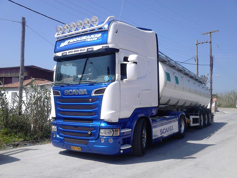 MOUZAKI TRANS - METAFORIKI EXPRESS: Φωτογραφίες & Βίντεο