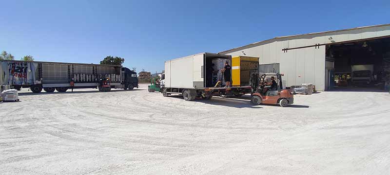 MOUZAKI TRANS - METAFORIKI EXPRESS: Φωτογραφίες & Βίντεο