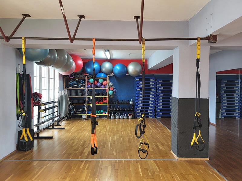 MOVE IT FITNESS CLUB: Φωτογραφίες & Βίντεο