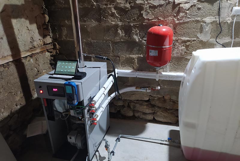 MY GAS ΜΠΕΣΛΕΜΕΣ ΚΩΝΣΤΑΝΤΙΝΟΣ: Φωτογραφίες & Βίντεο