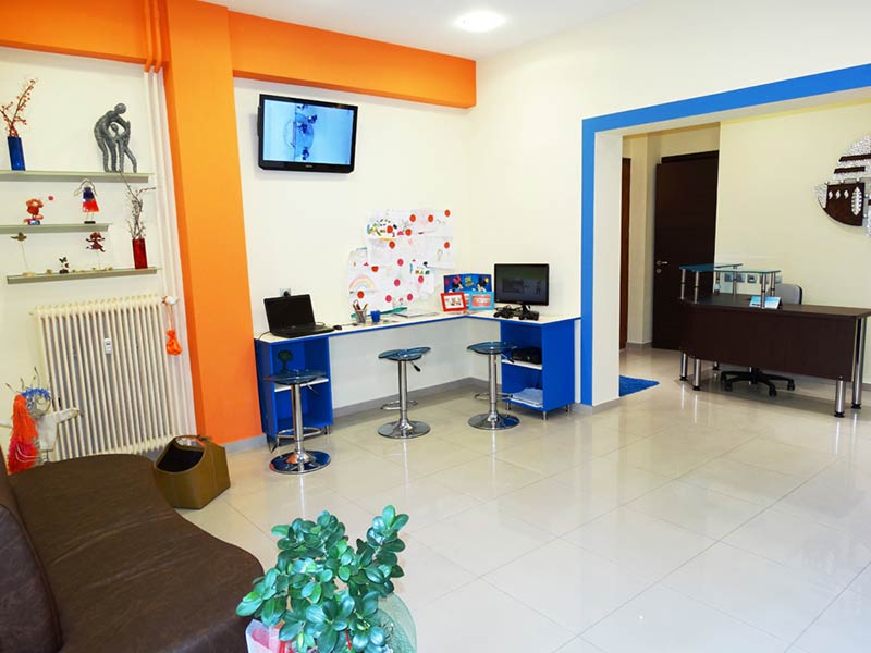 MY ORTHODONTISTS - KARAMITSOU EVAGGELINAKI ELEFTHERIA DDS, MSD - EVAGGELINAKIS NIKOLAOS DD: Φωτογραφίες & Βίντεο