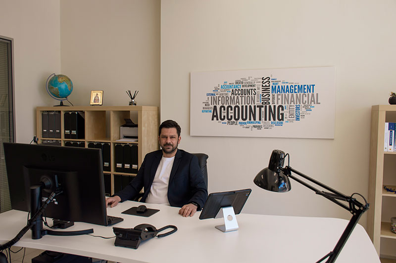 MY TAX PRO: Φωτογραφίες & Βίντεο