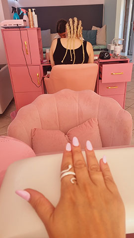 M & X NAILS: Φωτογραφίες & Βίντεο