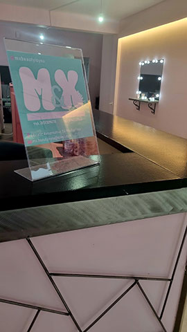 M & X NAILS: Φωτογραφίες & Βίντεο