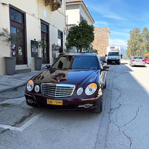NAFPLIO TAXI DRIVER: Φωτογραφίες & Βίντεο