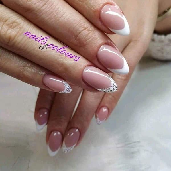 NAILS AND COLOURS: Φωτογραφίες & Βίντεο