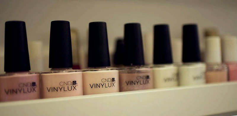 NAILS & BEAUTY BY VIRGINIA RIZOU: Φωτογραφίες & Βίντεο