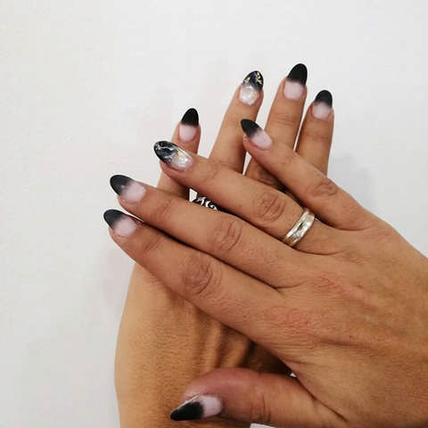 NAILS & BEAUTY BY VIRGINIA RIZOU: Φωτογραφίες & Βίντεο