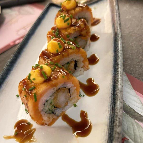 NAKAYA SUSHI BAR & NOODLES: Φωτογραφίες & Βίντεο