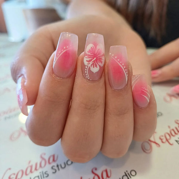 NERAIDA NAILS: Φωτογραφίες & Βίντεο