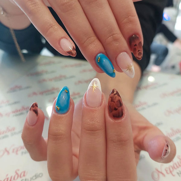 NERAIDA NAILS: Φωτογραφίες & Βίντεο