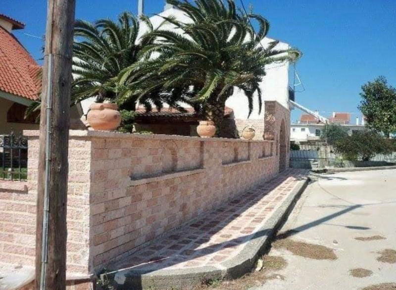 Πέτρινες κατασκευές