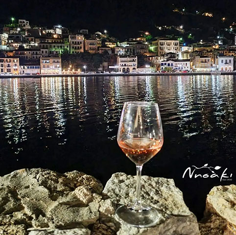 NISAKI: Φωτογραφίες & Βίντεο