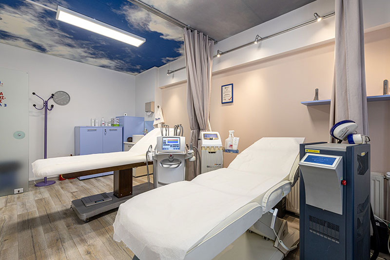 NOVAMED DERMOLASER CLINICS: Φωτογραφίες & Βίντεο