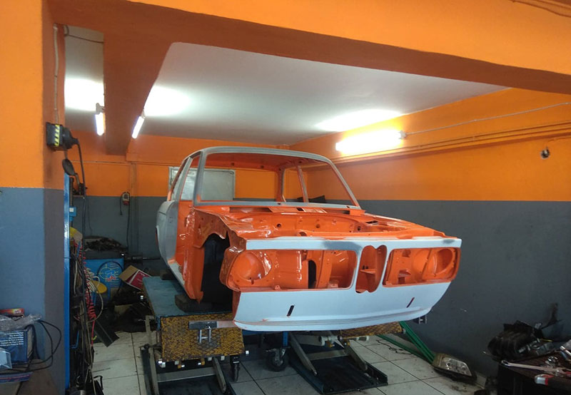 NTERVISIS GARAGE: Φωτογραφίες & Βίντεο
