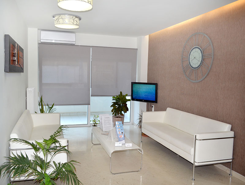 NTOUZGOS EYE CLINIC - ΝΤΟΥΖΓΟΣ ΑΘΑΝΑΣΙΟΣ: Φωτογραφίες & Βίντεο