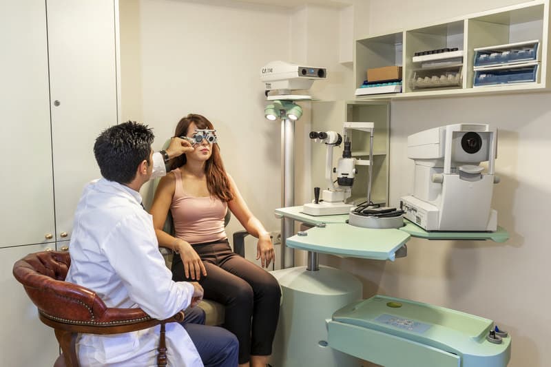 ORASIS OPTICS: Φωτογραφίες & Βίντεο