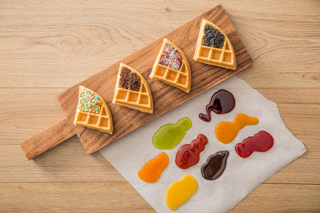 ORIGINAL WAFFLES: Φωτογραφίες & Βίντεο