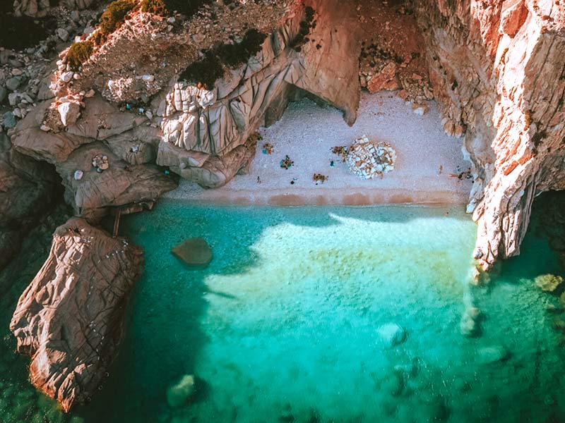 ΟΡΙΖΟΝΤΕΣ TRAVEL: Φωτογραφίες & Βίντεο