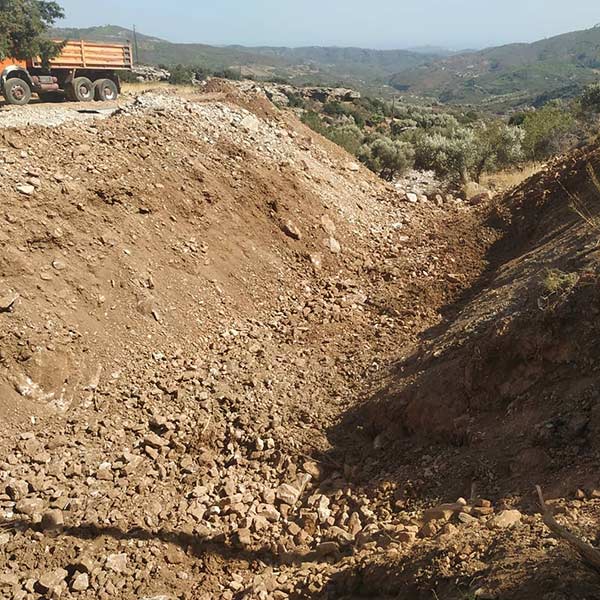 O BONIATIS - ROUSAKAKIS TRIANTAFYLLOS: Φωτογραφίες & Βίντεο