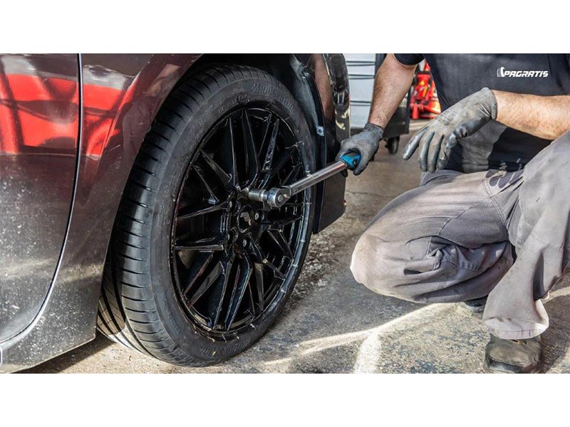 PAGRATIS TIRES: Φωτογραφίες & Βίντεο