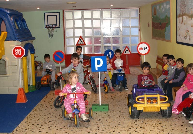 PAIDIKI FOLIA: Φωτογραφίες & Βίντεο