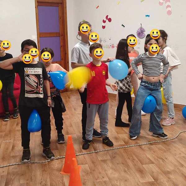 ΠΑΙΖΩ ΜΑΘΑΙΝΩ ΔΗΜΙΟΥΡΓΩ: Φωτογραφίες & Βίντεο