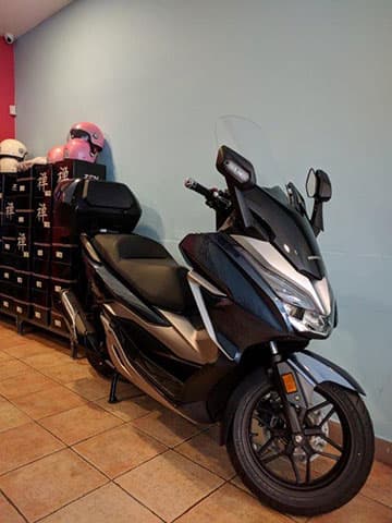 PANOS RENT A SCOOTER: Φωτογραφίες & Βίντεο