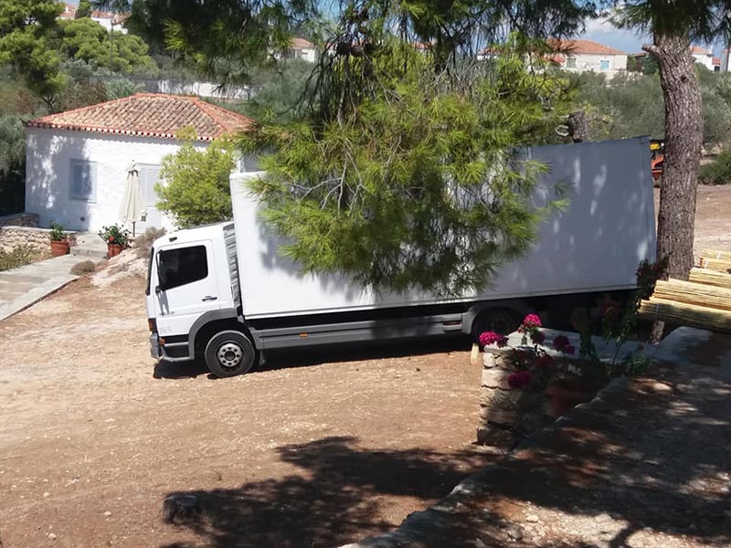 ΠΑΝΟΥ ΚΩΣΤΑΣ: Φωτογραφίες & Βίντεο