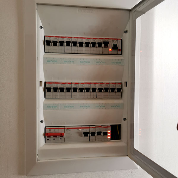 ΠΑΝΤΑΖΗΣ ΓΕΩΡΓΙΟΣ - PROELECTRIC: Φωτογραφίες & Βίντεο