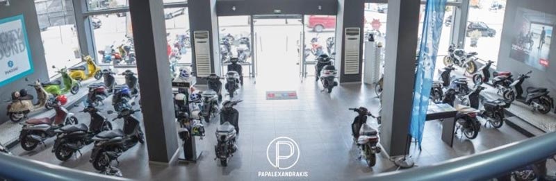PAPALEXANDRAKIS - PIAGGIO: Φωτογραφίες & Βίντεο