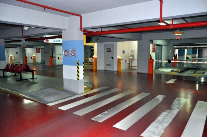PARKING CHANTH: Φωτογραφίες & Βίντεο