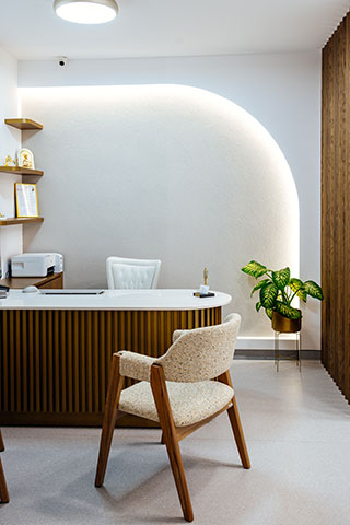 PARTHENOU ORAL SURGERY - PARTHENOU STAVROULA: Φωτογραφίες & Βίντεο