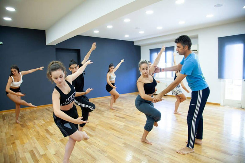 PENNY DANCE SCHOOL: Φωτογραφίες & Βίντεο