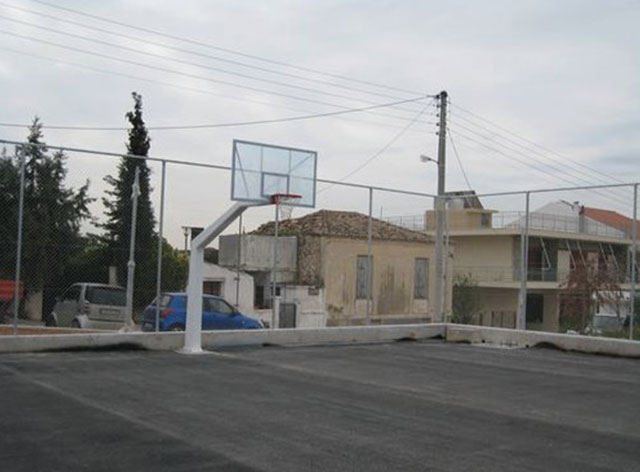 Basketball court in Spata