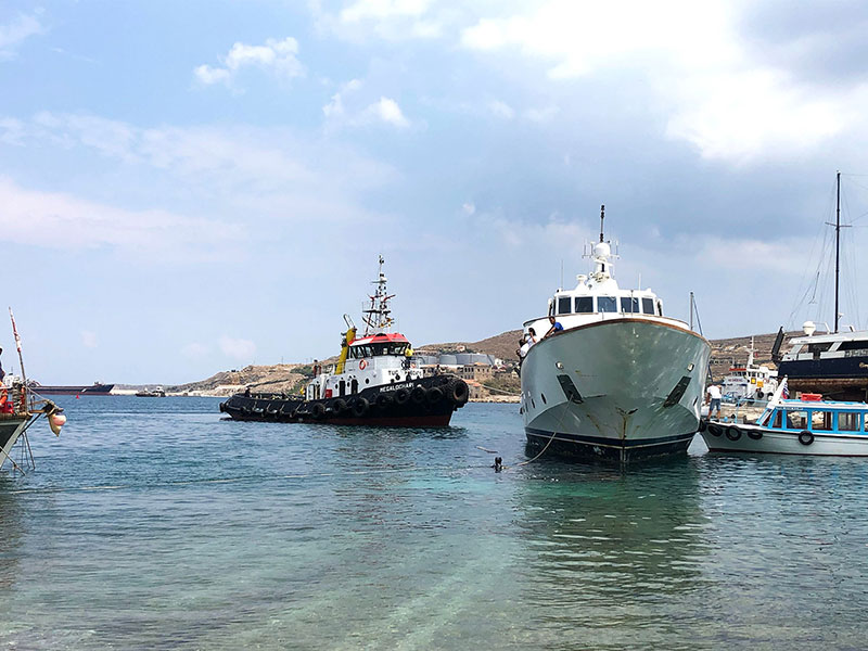 ΠΕΡΣΕΥΣ ΣΥΡΟΥ ΝΕ: Φωτογραφίες & Βίντεο