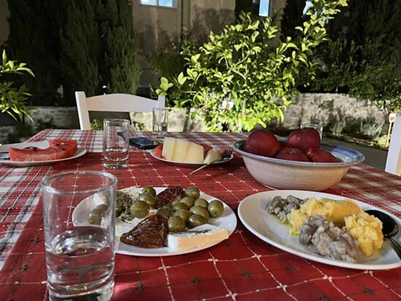 ΠΕΤΕΙΝΟΣ ΑΛΑΝΙΑΡΗΣ: Φωτογραφίες & Βίντεο