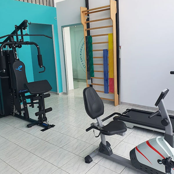 PHYSIOTHERAPY CLINIC I & II - ΤΡΑΝΤΑΣ Ι.ΓΕΩΡΓΙΟΣ P.T./MSc./PhDc: Φωτογραφίες & Βίντεο