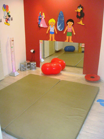 PHYSIO CLINIC - KECHAGIAS Th. GEORGIOS PTh, MSc, NDT: Φωτογραφίες & Βίντεο