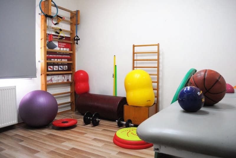 PHYSIO CLINIC - KECHAGIAS Th. GEORGIOS PTh, MSc, NDT: Φωτογραφίες & Βίντεο