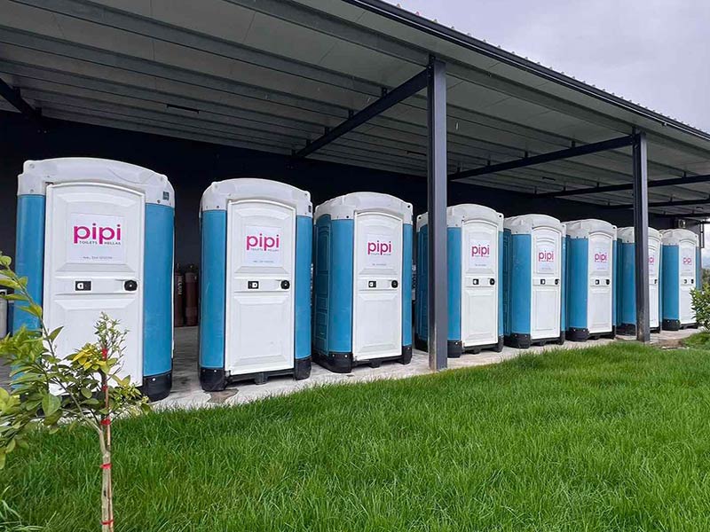 PIPI TOILETS HELLAS: Φωτογραφίες & Βίντεο