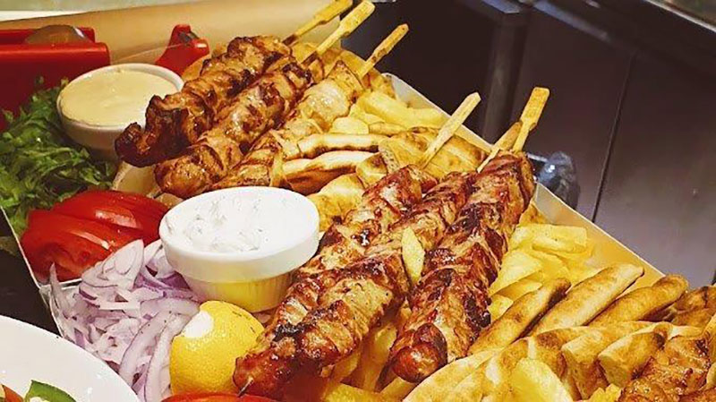 ΠΙΡΟΥΝΑΚΙΑ GRILL: Φωτογραφίες & Βίντεο