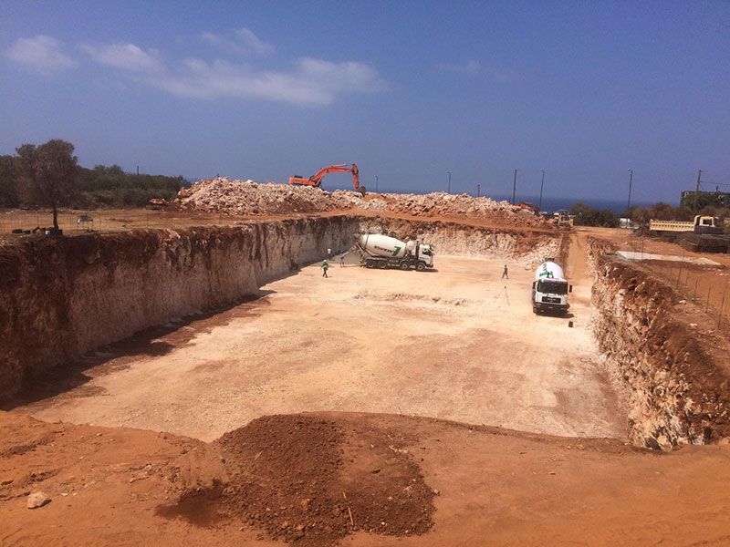 PIROUNAKIS EXCAVATING: Φωτογραφίες & Βίντεο