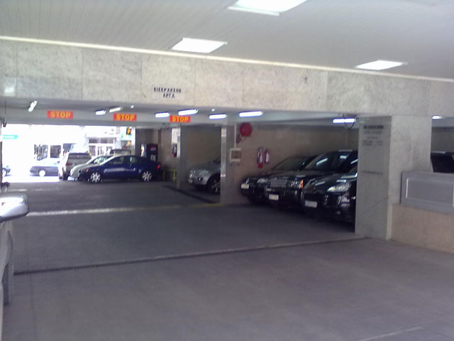 PITTAS PARKING: Φωτογραφίες & Βίντεο