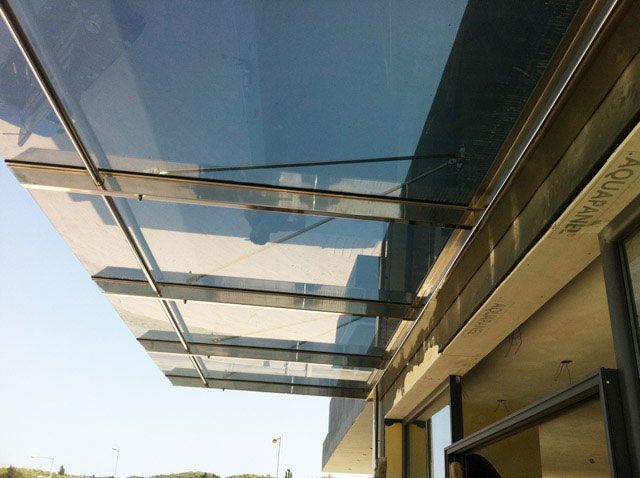 PK GLASSWORKS - KREVAIKAS PETROS: Φωτογραφίες & Βίντεο