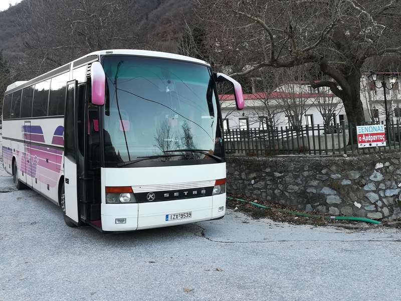 Λεωφορεία για εκδρομές στο βουνό