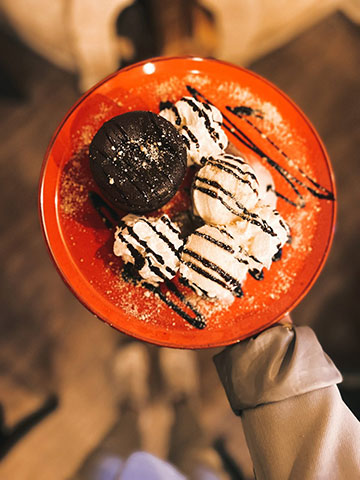 PLATEA CAFE KITCHEN BAR: Φωτογραφίες & Βίντεο