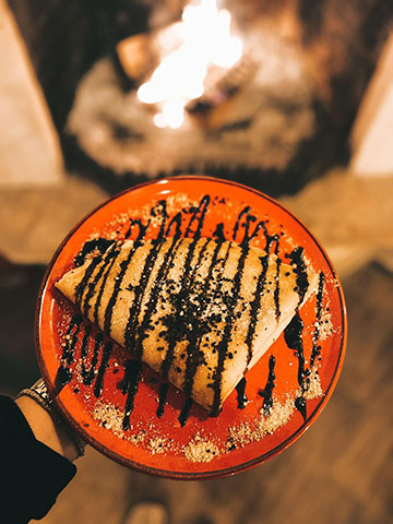 PLATEA CAFE KITCHEN BAR: Φωτογραφίες & Βίντεο
